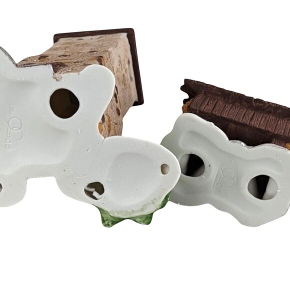 Dept 56 Heritage Village Silo & Hayshed: Vintage Porcelain Christmas Decor - Picture 7 of 9